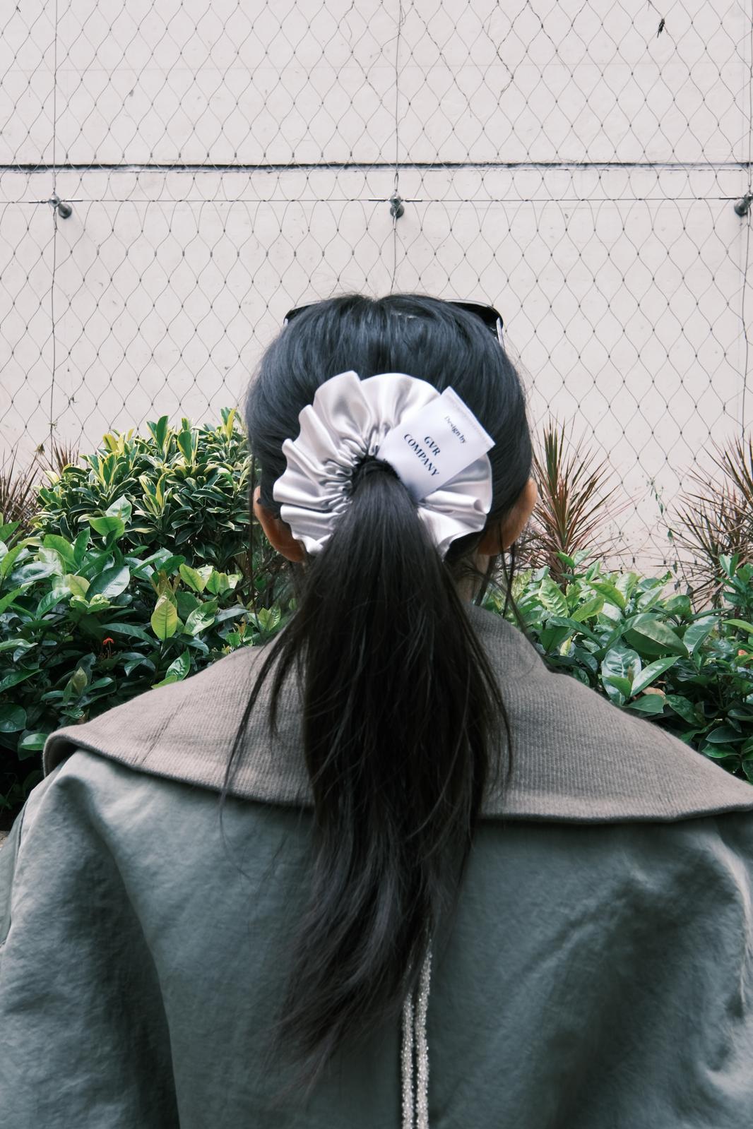 Silver flower Hair Rubber Band